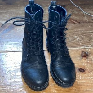 Universal Threads - Black Lace Up Boots (6.5)